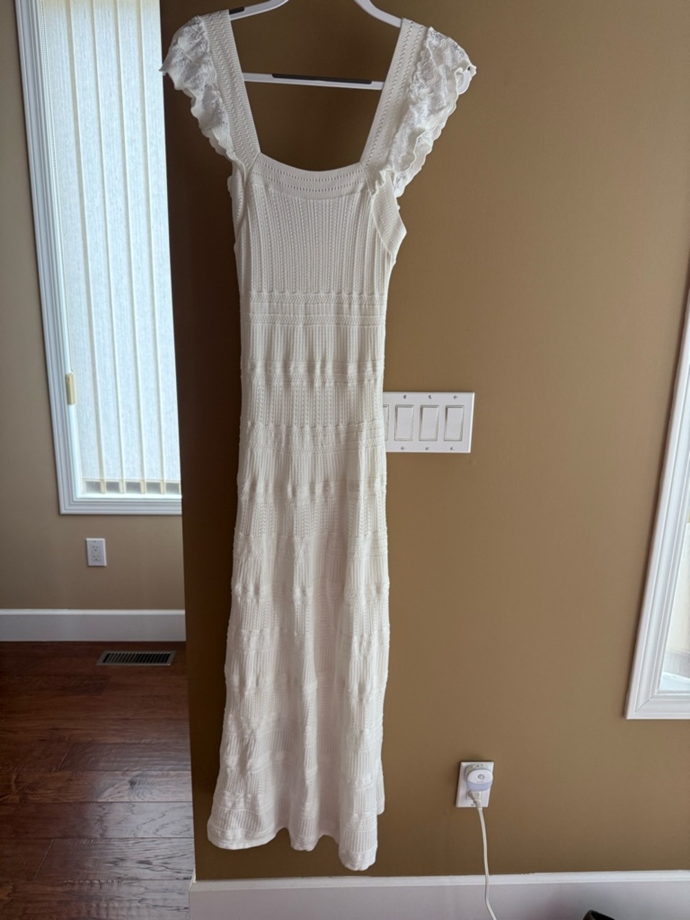 Sezane Isabelle maxi dress - Picture 7 of 11